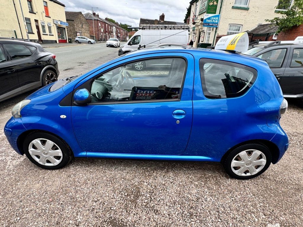 Toyota Aygo 1L Blue Blue #5