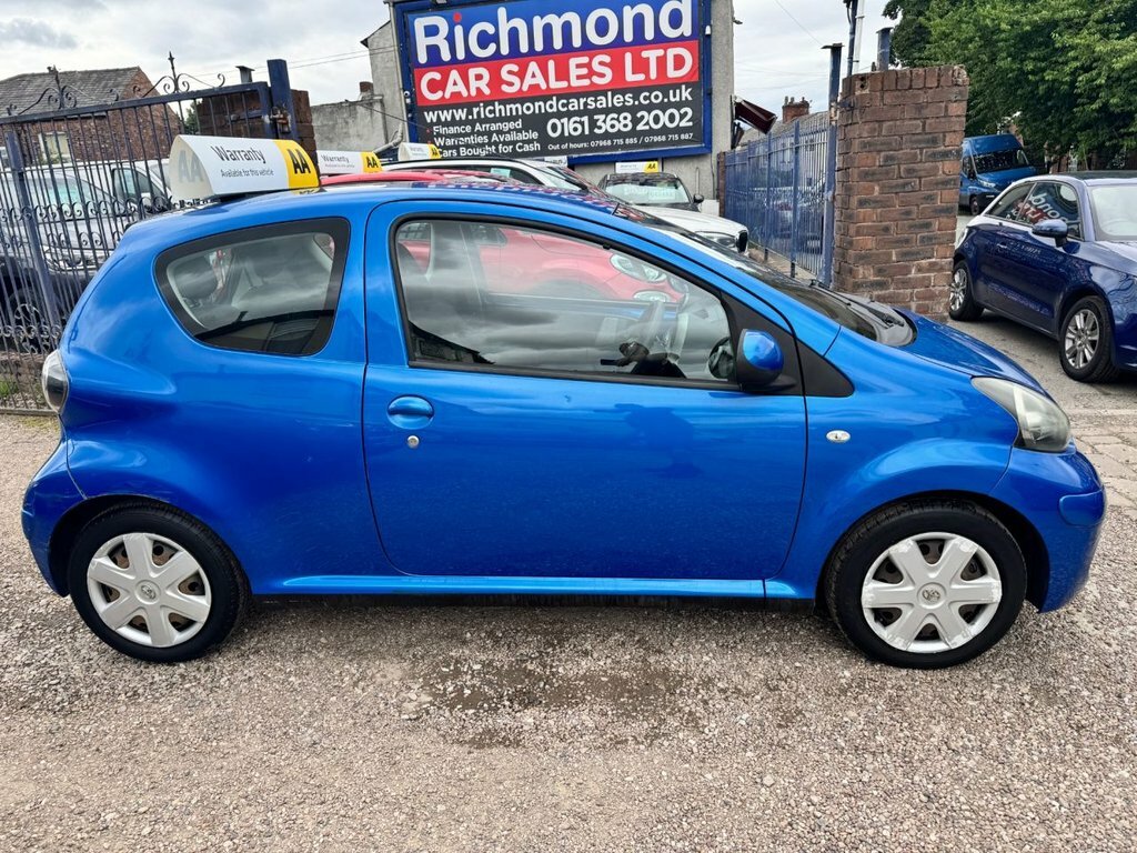 Toyota Aygo 1L Blue Blue #4