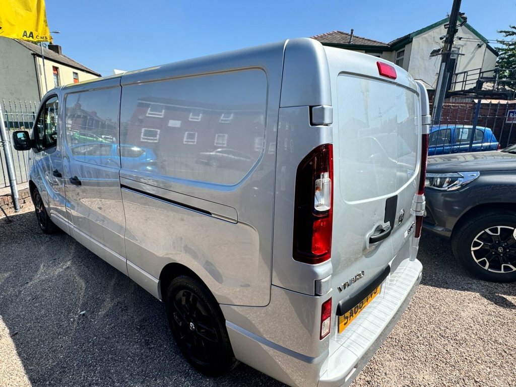 Vauxhall Vivaro 1.6L Limited Edition Nav Silver #3