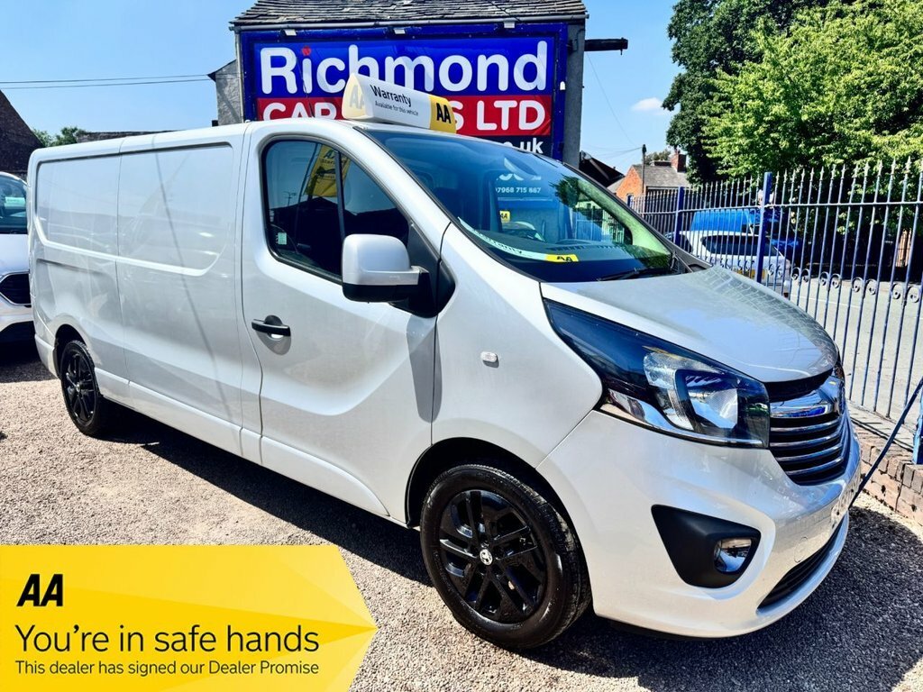 Vauxhall Vivaro 1.6L Limited Edition Nav Silver