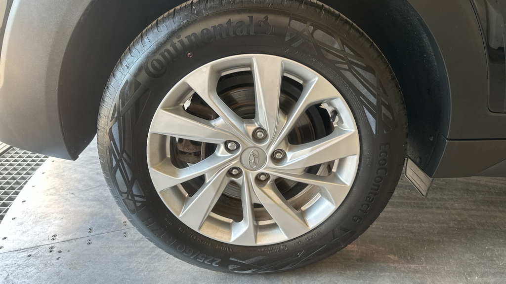 Hyundai Tucson 1.6 Crdi Mhev Se Nav Suv Hybrid Black #5
