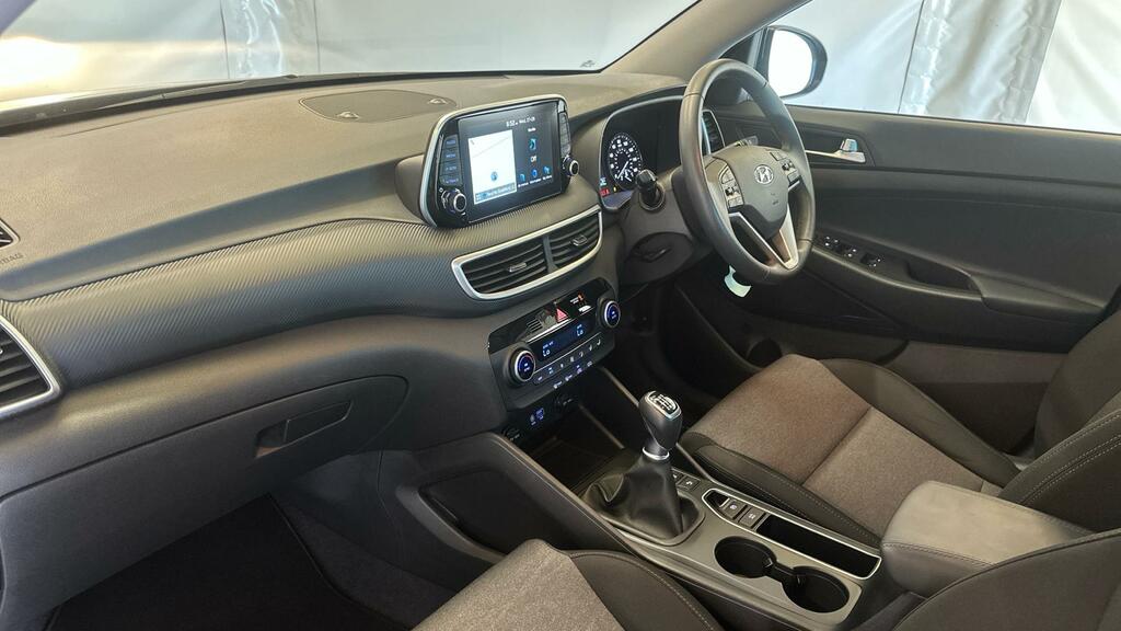 Hyundai Tucson 1.6 Crdi Mhev Se Nav Suv Hybrid Black #2