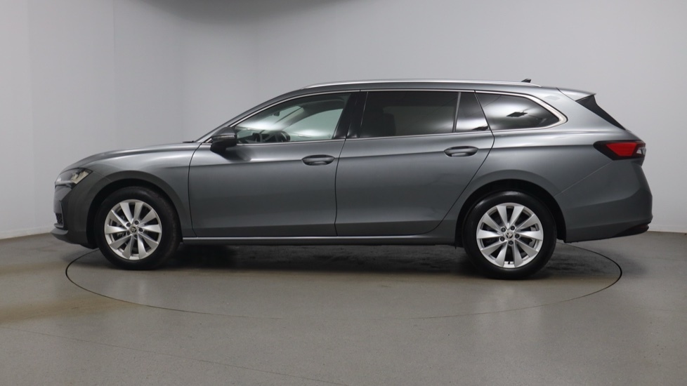 Skoda Superb Superb Estate Se Technology 2.0 Tdi 150 Ps Dsg Grey #3