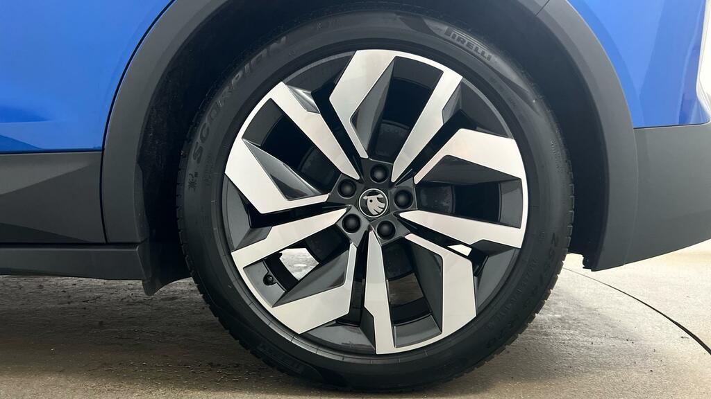 Skoda Elroq 82Kwh 85 Sportline Suv 286 Ps KJ25WME Blue #5