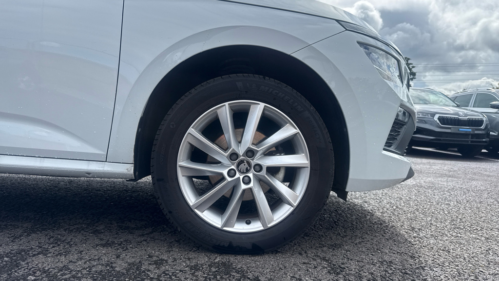 Skoda Kamiq 1.0 Tsi Se Edition Suv Euro 6 S GD25BXK White #5
