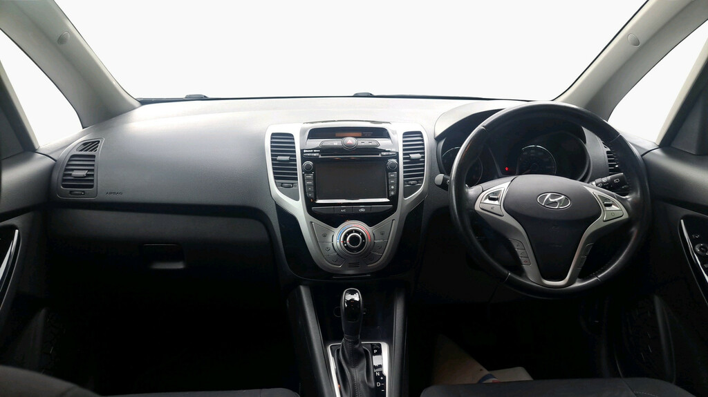 Hyundai Ix20 1.6 Se Nav Hatchback Euro 6 125 P Blue #6
