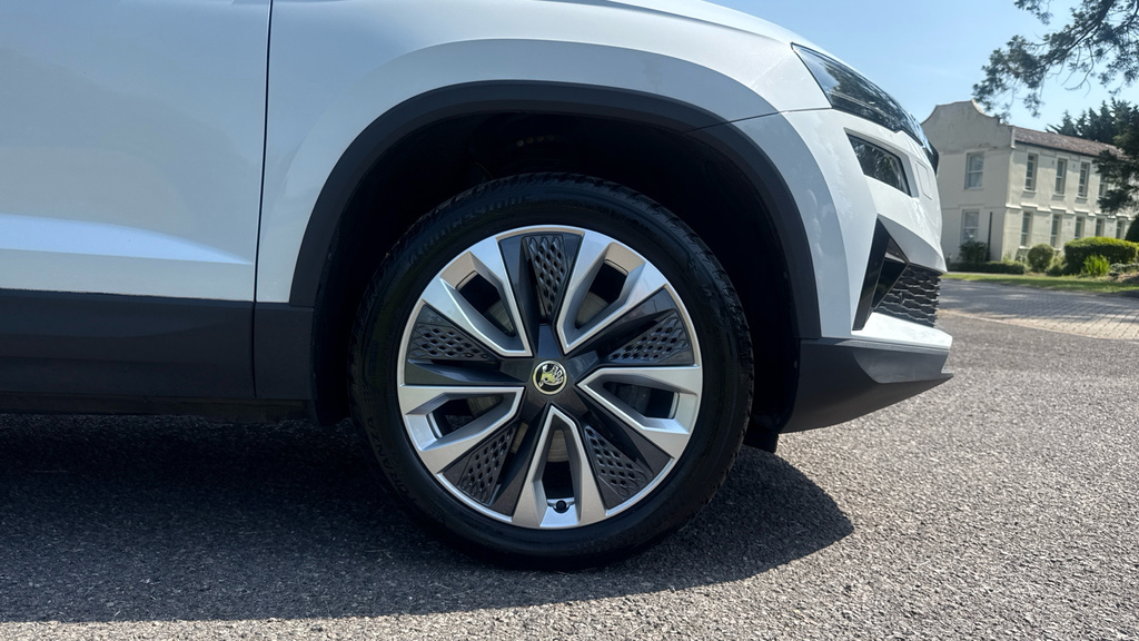Skoda Karoq 1.5 Tsi Act Se L Suv Euro 6 Ss White #5
