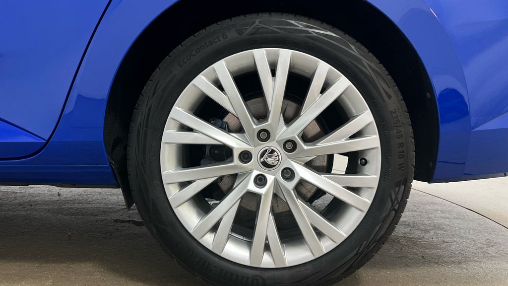 Skoda Superb 2.0 Tdi Se L Hatchback Dsg Euro 6 Ss Blue #5