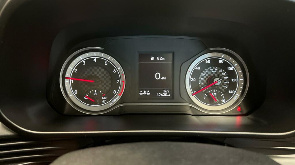 Hyundai I20 Hatchback Red #13