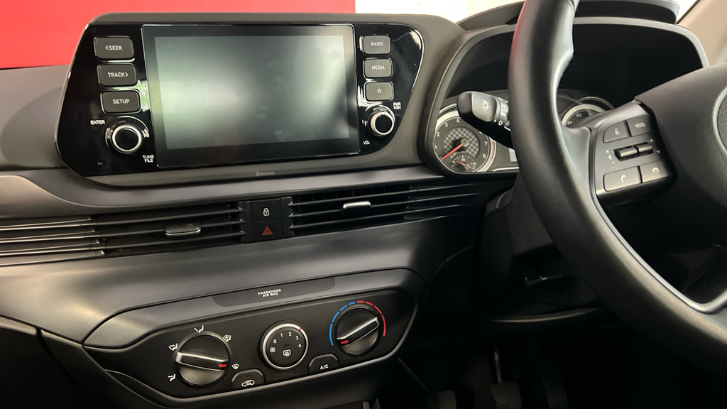 Hyundai I20 Hatchback Red #12