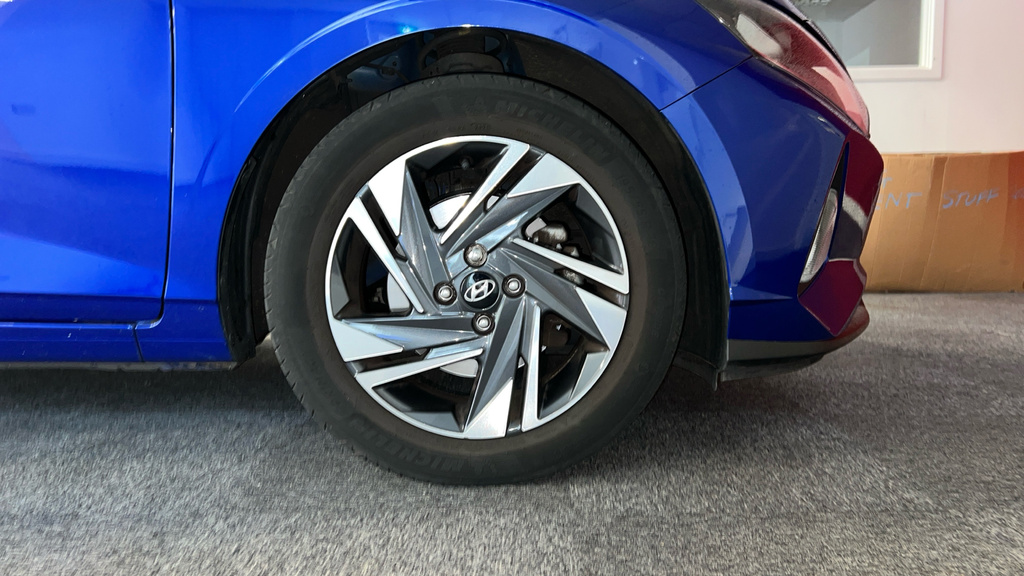 Hyundai I20 Hatchback Red #20