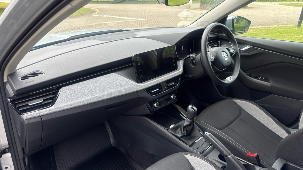 Skoda Kamiq Kamiq Se Edition 1.0 Tsi 116 Ps 6G Man HT74YVJ Silver #2