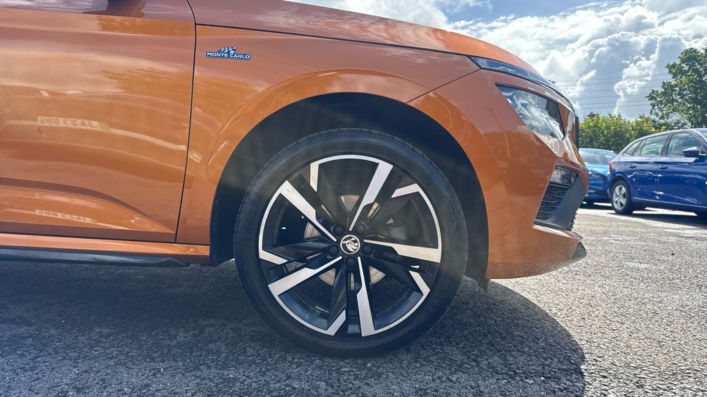 Skoda Kamiq 1.0 Tsi Monte Carlo Suv Dsg Euro 6 Ss HT24RXY Orange #5