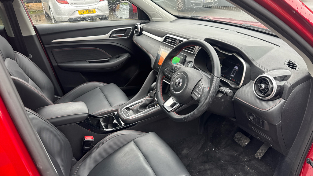 MG ZS Exclusive 1.0T HT73UMJ Red #6