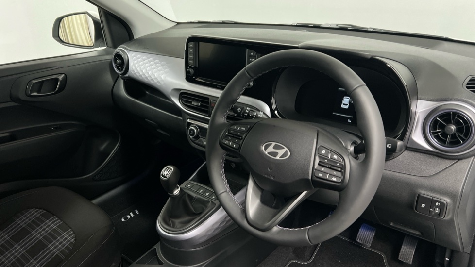 Hyundai I10 1.0 Advance Hatchback Euro 6 S White #6