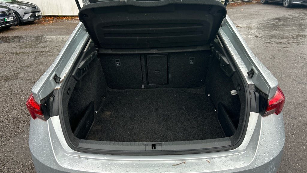 Skoda Octavia Hatchback Black #11