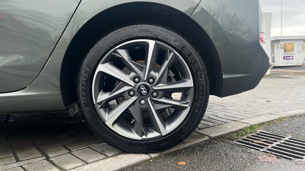 Hyundai I30 1.0 T-gdi Mhev Premium Hatchback Hybrid Grey #5