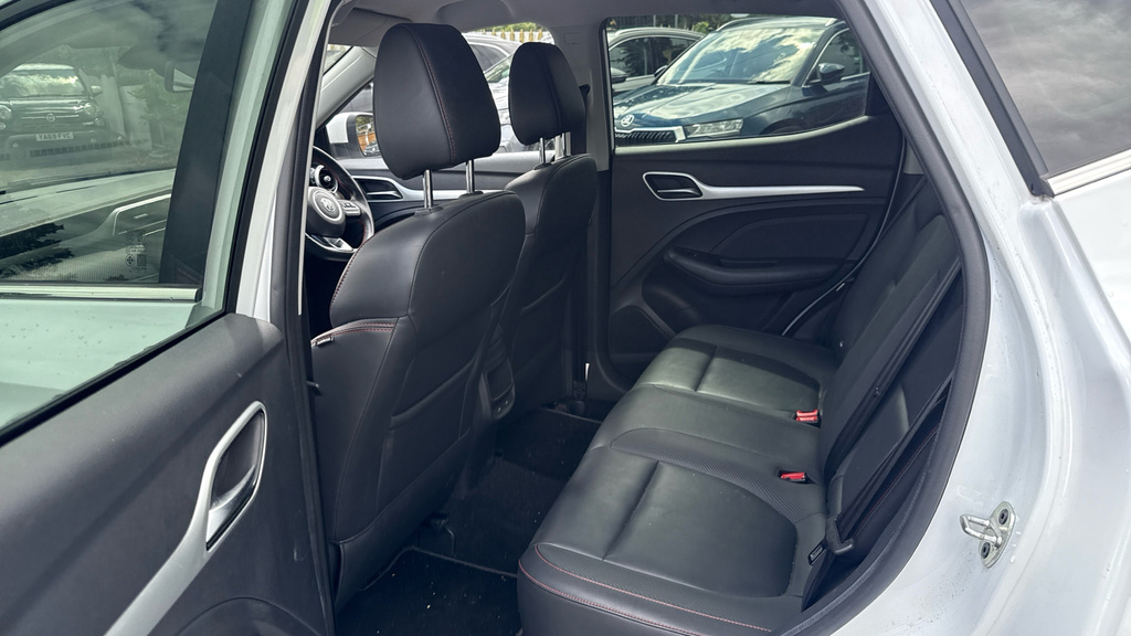 MG ZS 1.5 Vti-tech Excite Silver #9