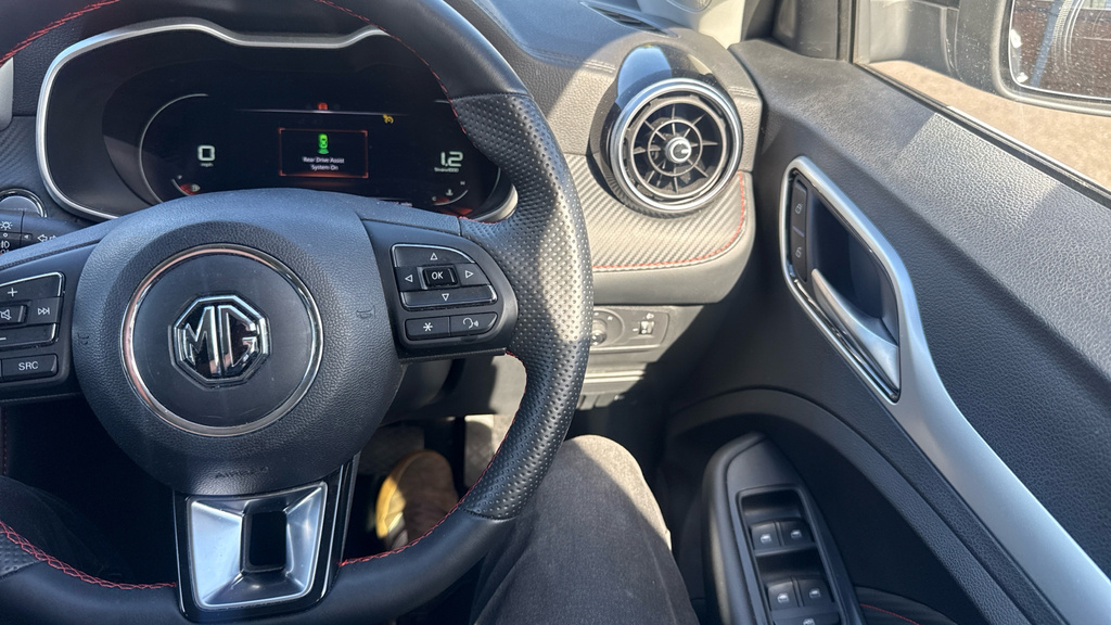 MG ZS Zs Exclusive Vti-tech Silver #16