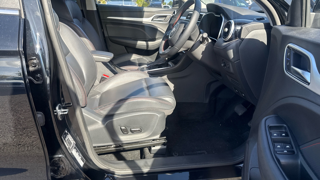 MG ZS Zs Exclusive Vti-tech Silver #12