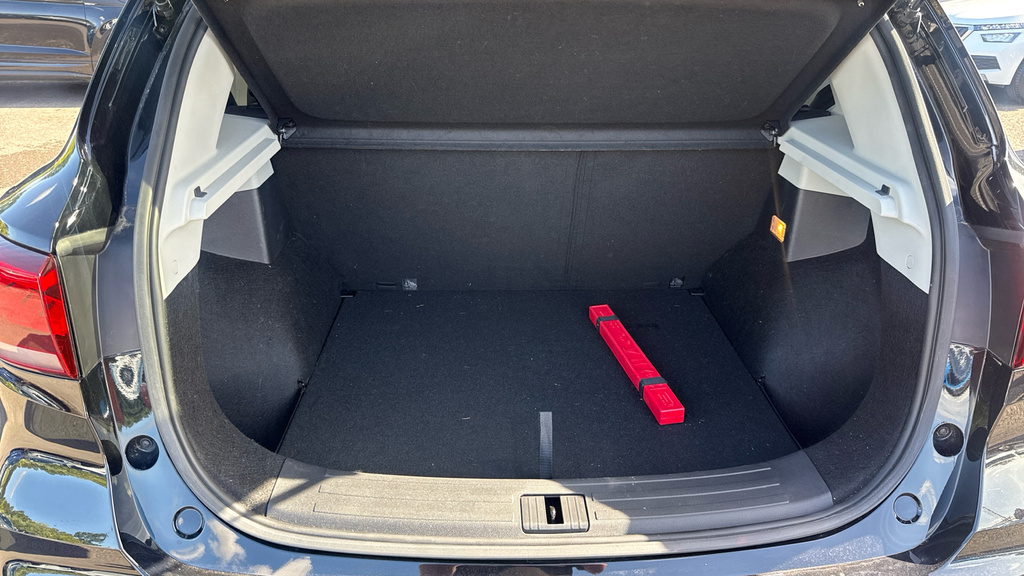 MG ZS Zs Exclusive Vti-tech Silver #11