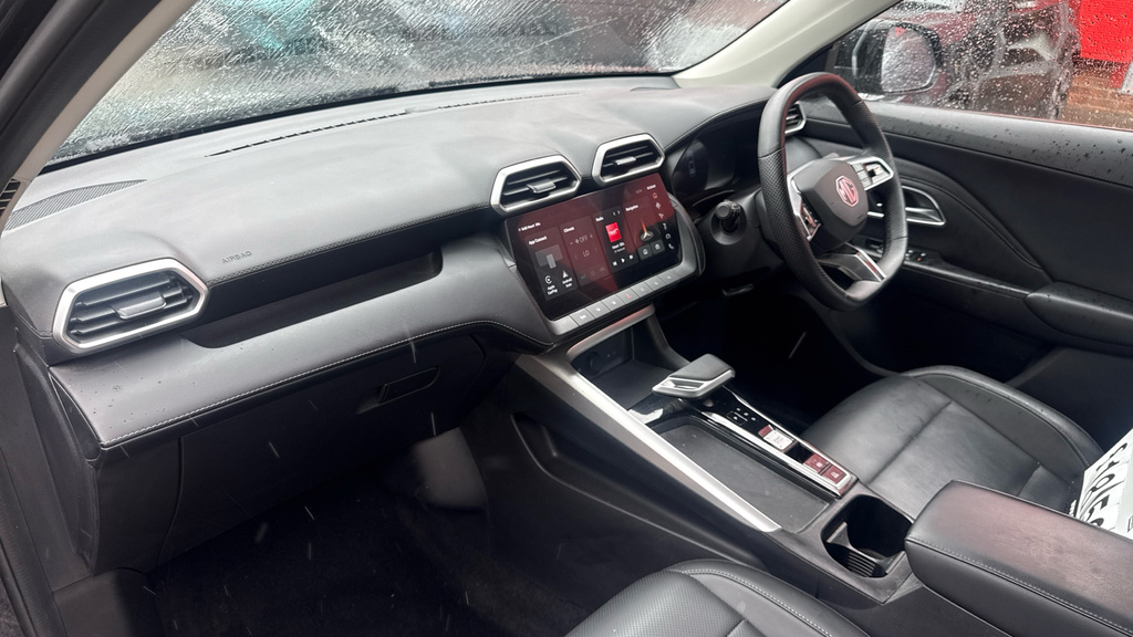 MG ZS Trophy 1.5 Hev Black #2