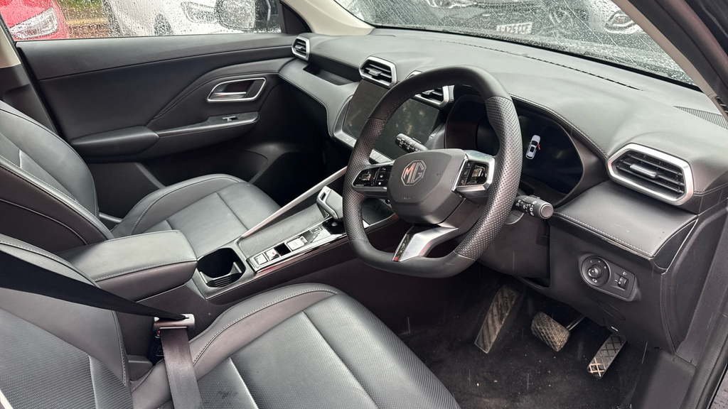 MG ZS Trophy 1.5 Hev Black #6