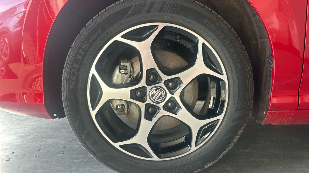 MG MG3 Trophy 1.5 Hev Red #5
