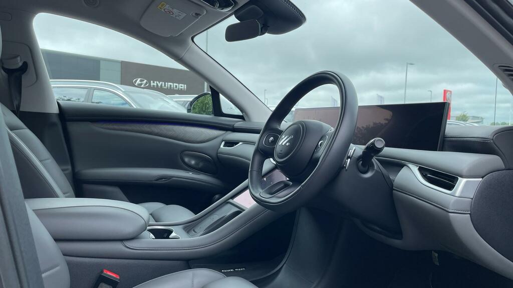 MG IM6 100Kwh Launch Edition 4Wd  #12