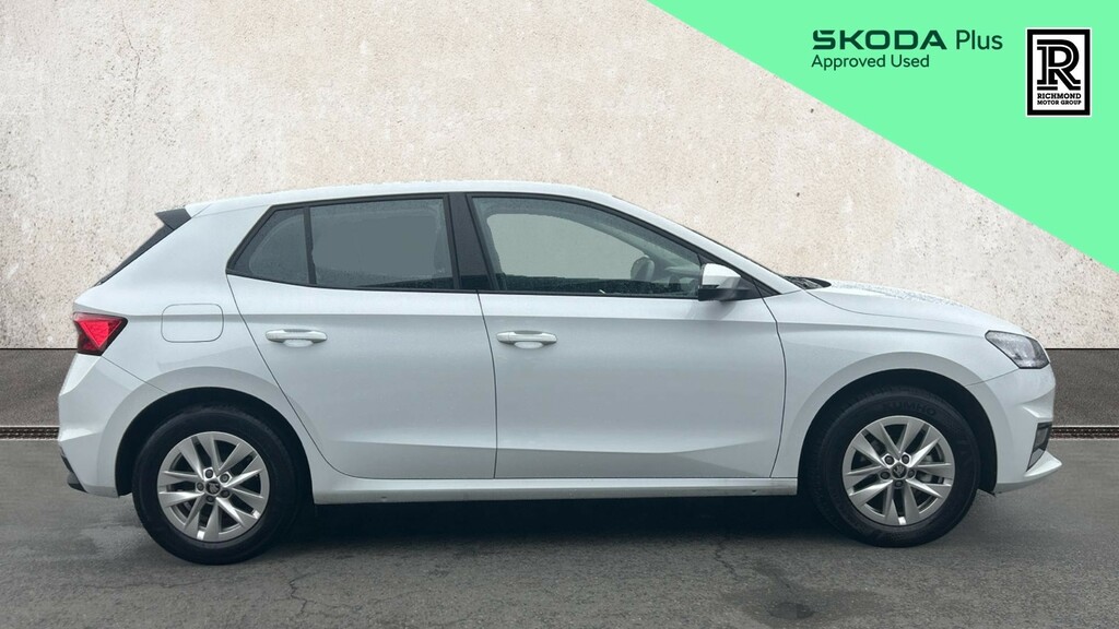 Skoda Fabia 1.0 Tsi Se Edition Hatchback Eur White #4