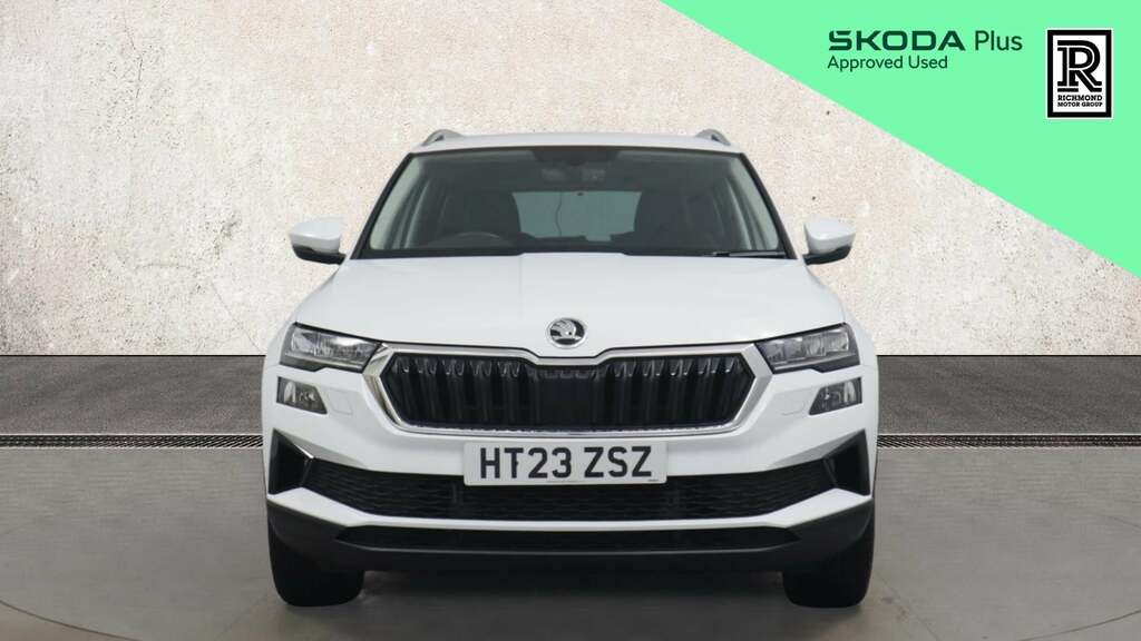 Skoda Karoq Se L Black #7