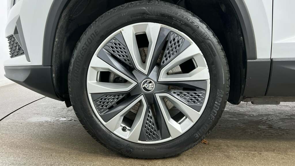 Skoda Karoq Se L Black #17