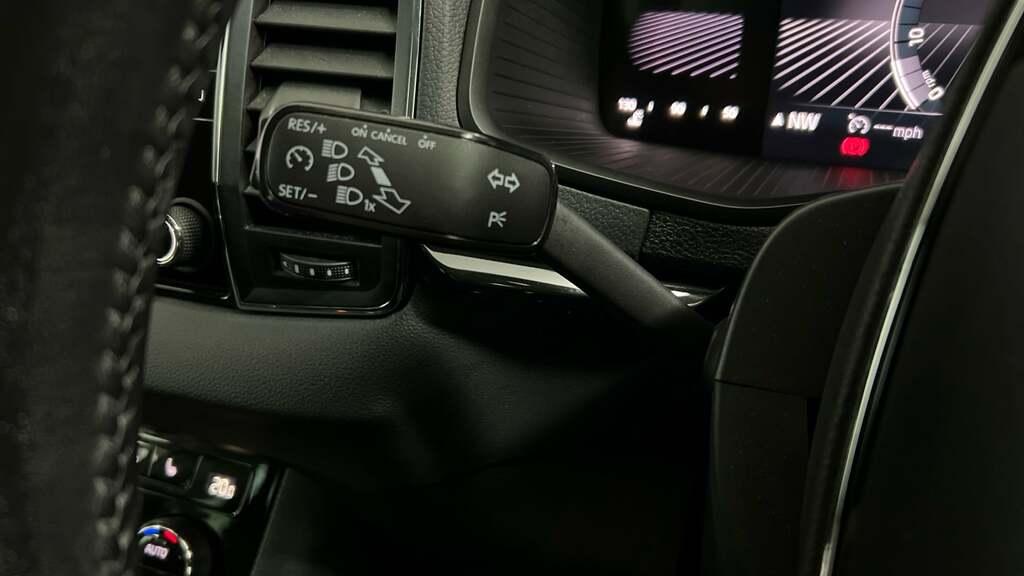 Skoda Karoq Se L Black #36