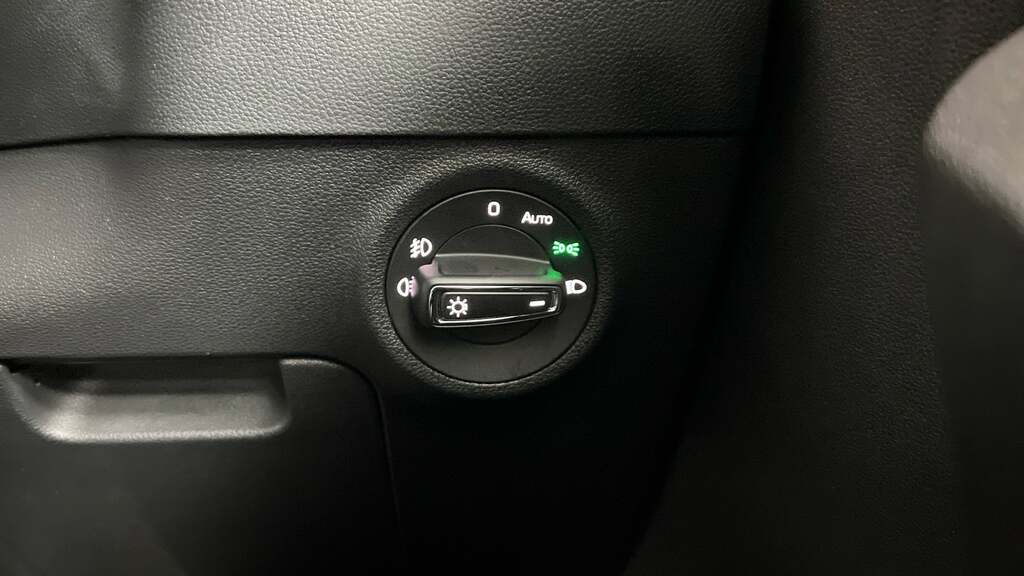 Skoda Karoq Se L Black #32