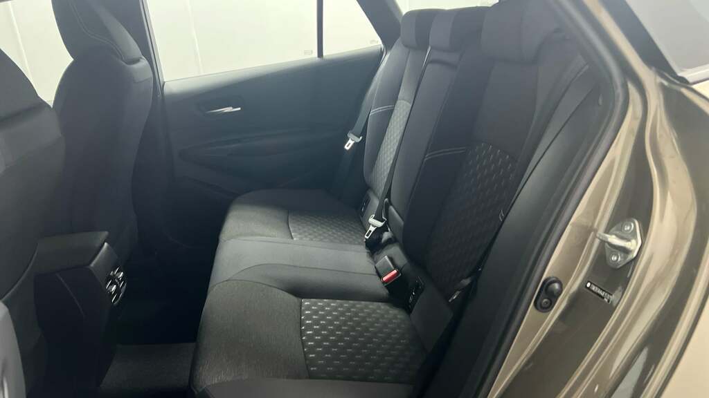 Suzuki Swace Swace Motion Hev Cvt White #9