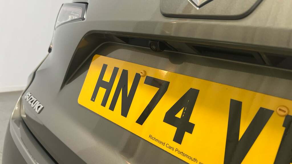 Suzuki Swace Swace Motion Hev Cvt White #25