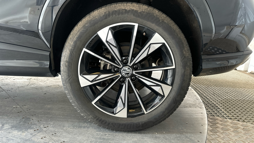 MG HS 1.5 T-gdi Trophy Suv Dct Euro 6 Ss Black #5