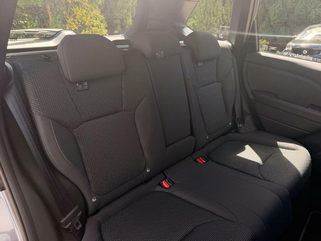 Subaru Forester Xe Lineartronic Gold #50