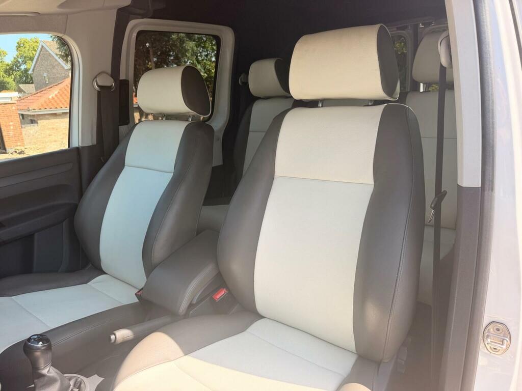 Volkswagen Caddy Maxi Combi Van 1.6 Tdi C20 Maxi Fwd 201464 Silver #10