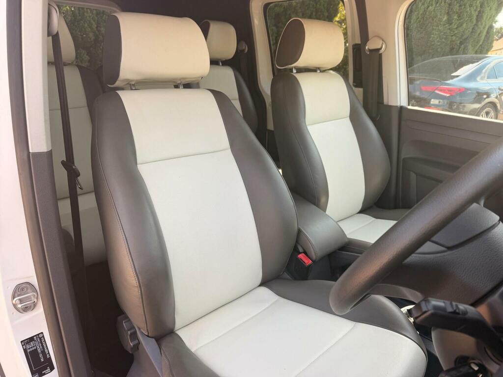 Volkswagen Caddy Maxi Combi Van 1.6 Tdi C20 Maxi Fwd 201464 Silver #8