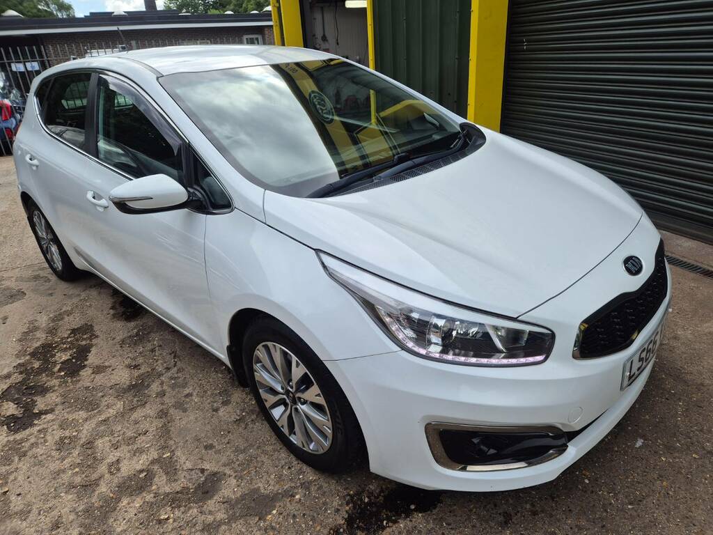 Kia Ceed 1.0T Gdi Isg 3 LS66VXC White #3