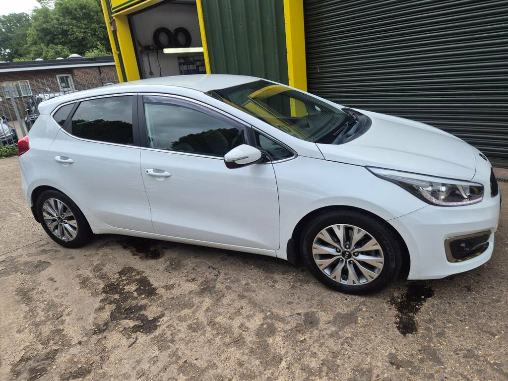 Kia Ceed 1.0T Gdi Isg 3 White #6