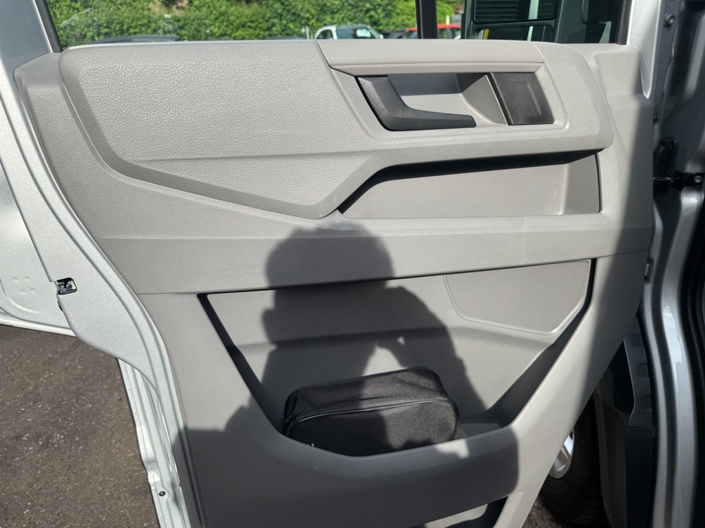 Volkswagen Grand California 2L 600 Beige #28