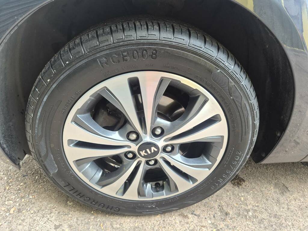 Kia Venga 3 Silver #13
