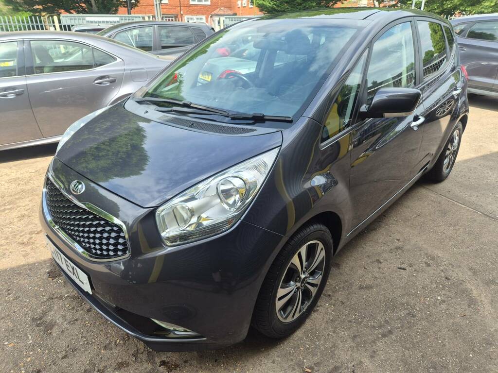 Kia Venga 1.6 4 6 Silver