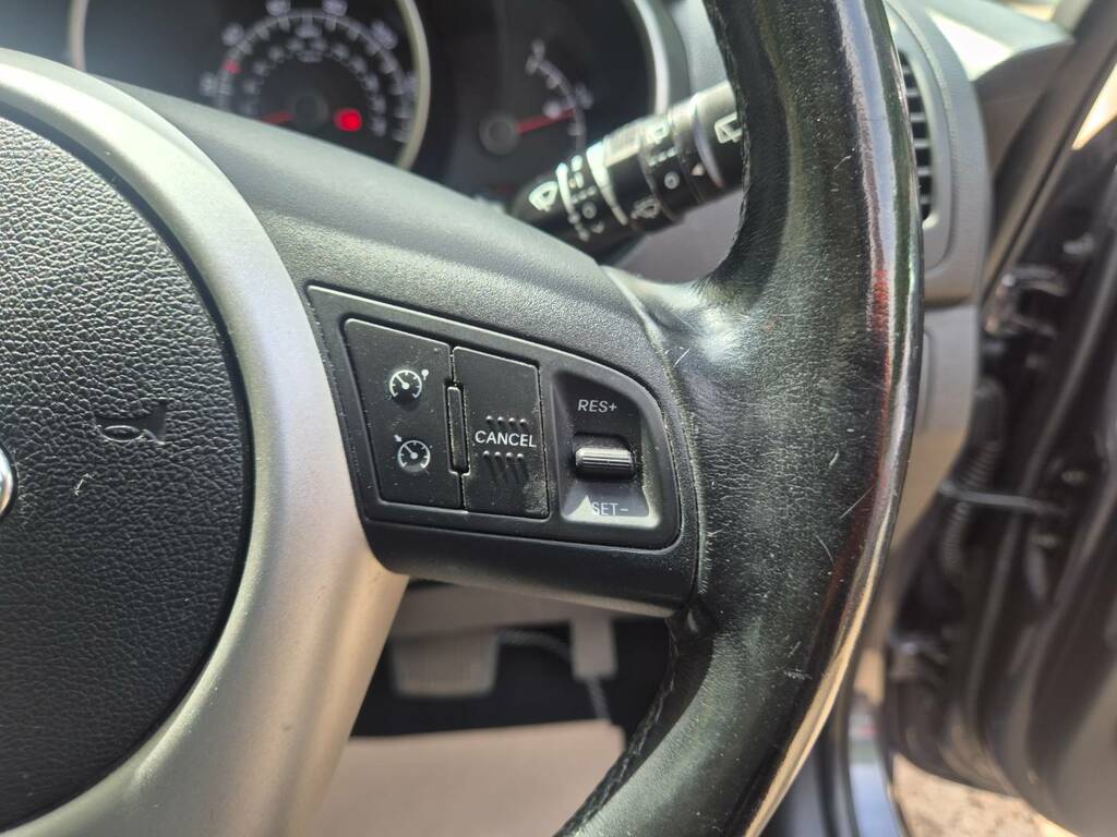 Kia Venga 3 Silver #21