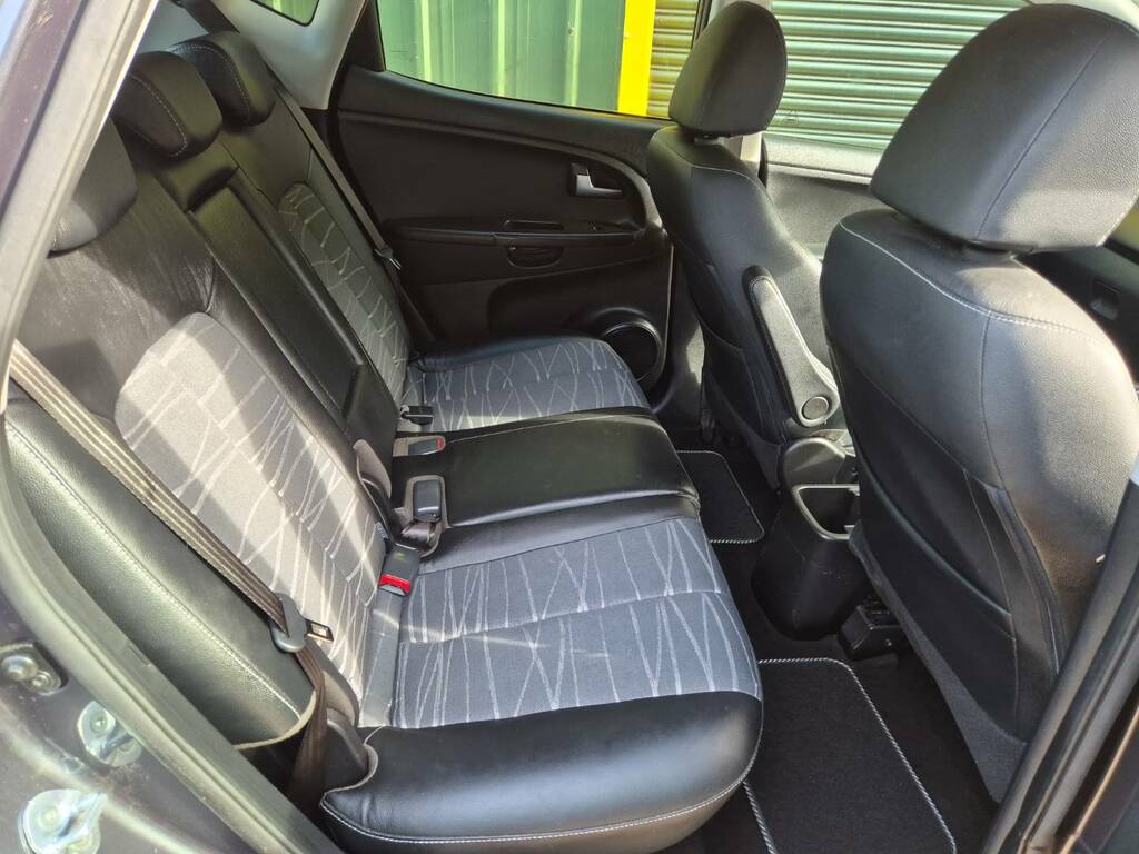 Kia Venga 1.6 Isg 3 Hatchback Silver #29