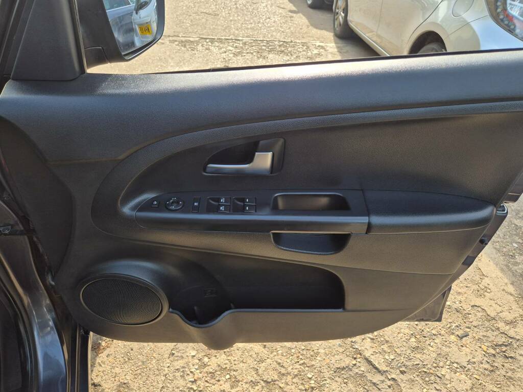 Kia Venga 1.6 Isg 3 Hatchback Silver #18