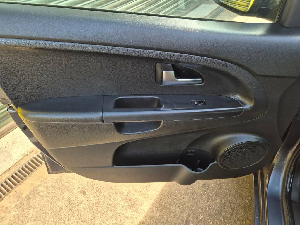 Kia Venga 1.6 Isg 3 Hatchback Silver #43