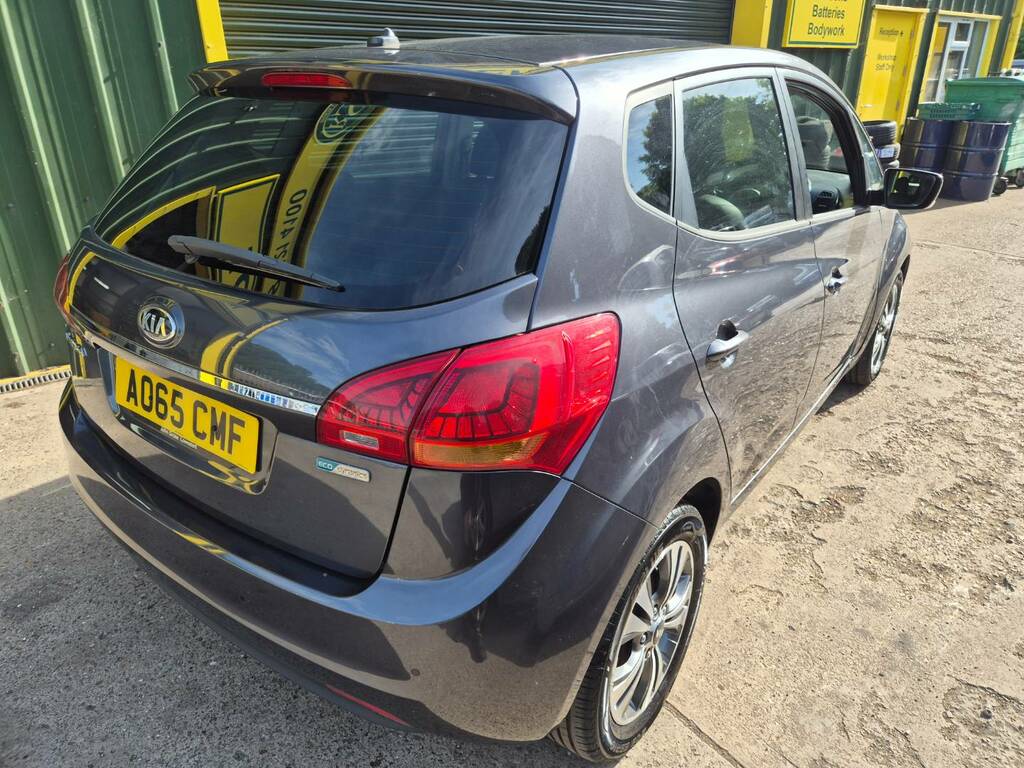 Kia Venga 1.6 Isg 3 Hatchback Silver #8